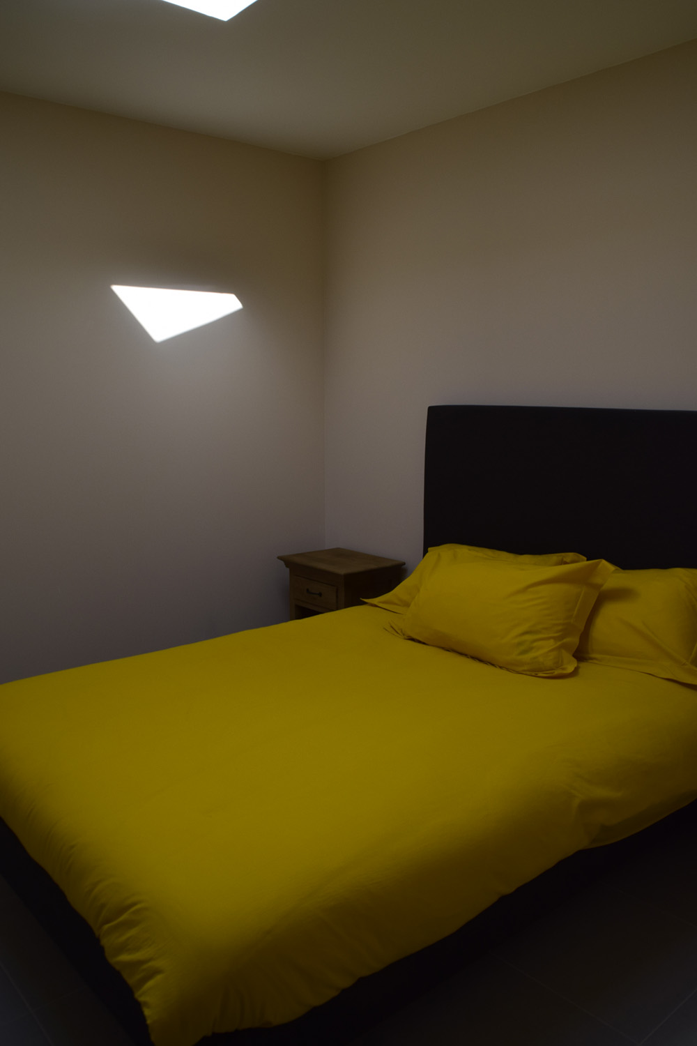 Chambre parentale du gîte Abbatescu